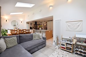 Photo 9- click for photo gallery